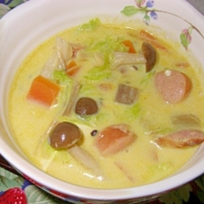 カレー味の豆乳スープ